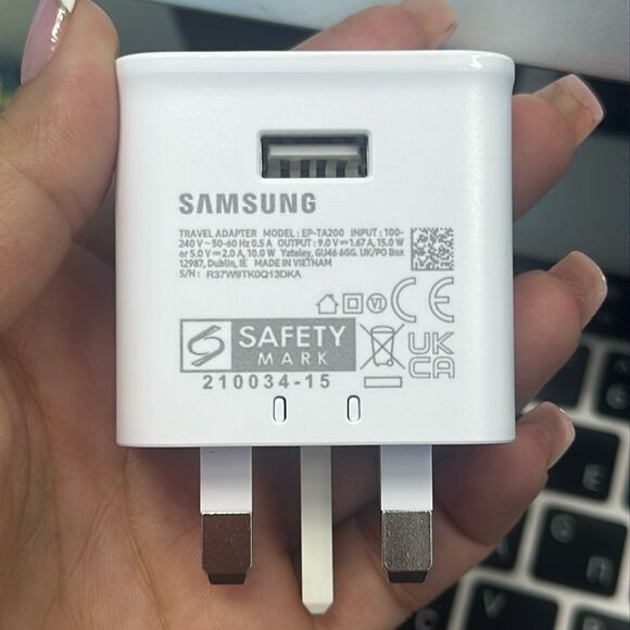 NEW 3 Pack Samsung (9V/1.67A) 15W EU Travel Adapter Charger - White(EP-TA200) - Picture 3 of 9